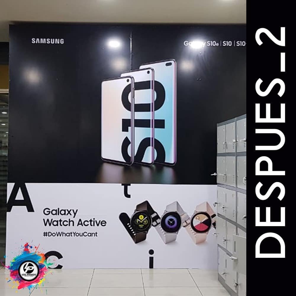 Pared Samsung Galaxy con gráfica de lanzamiento instalada